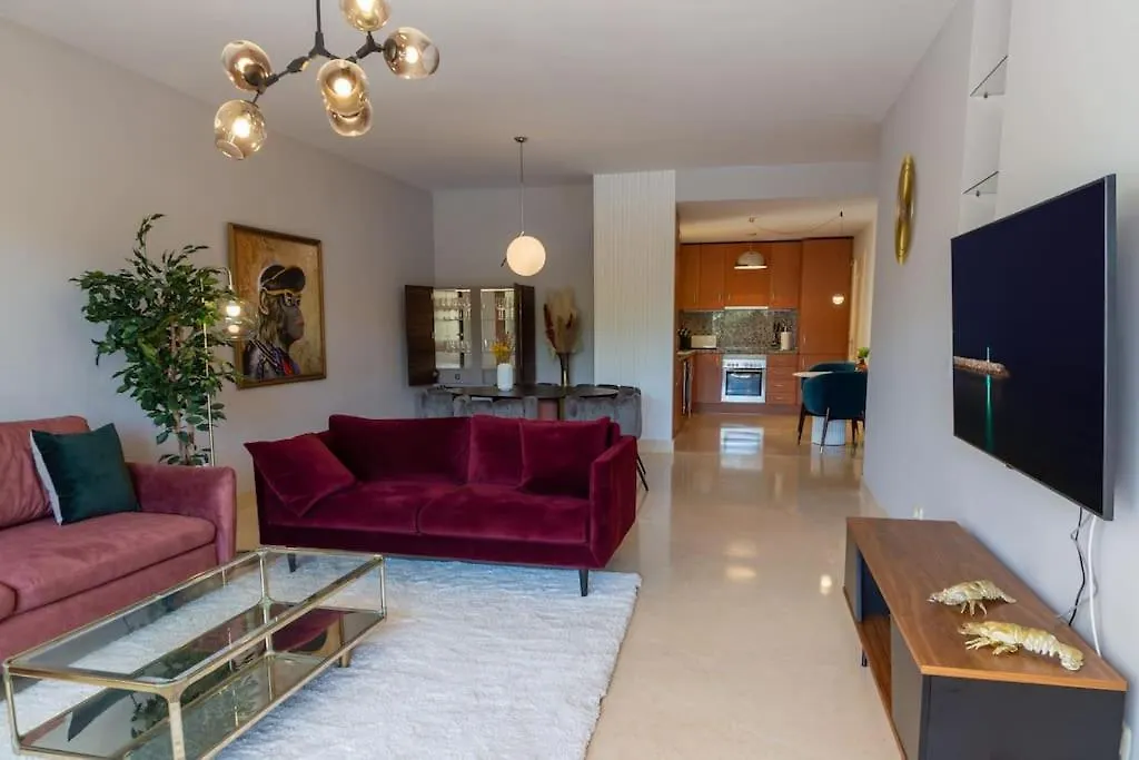 Luxurious 2 Bedroom Apartment With Spa Facilities Benahavis 0*,  Spain